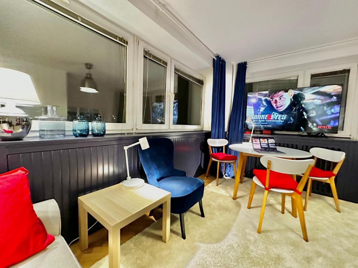 Apartment Sawa 5 Metro Wifi 70'tv Netflix Hbo Disney+ Appletv+ Warsaw